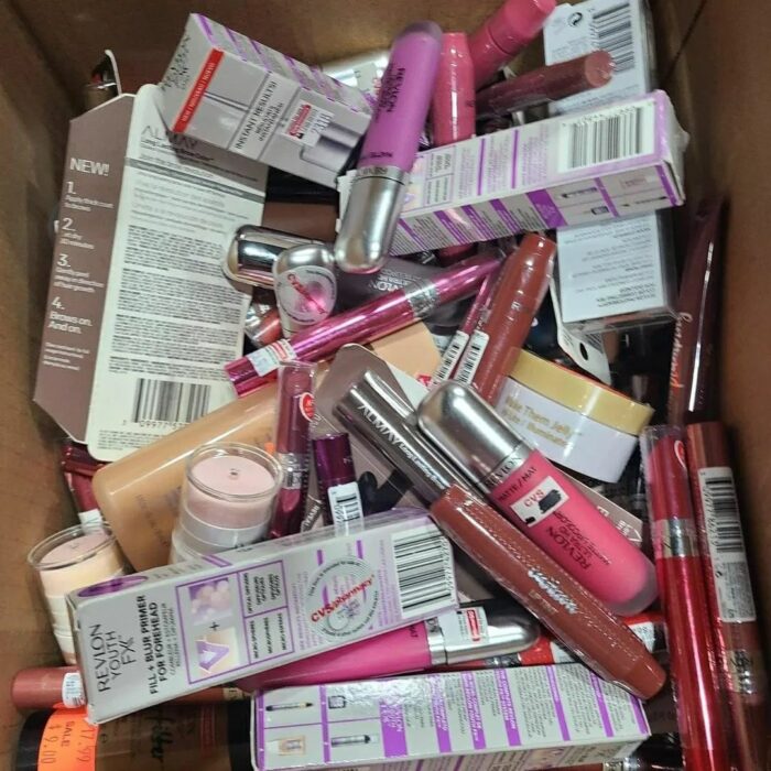 Cosmetic pallets