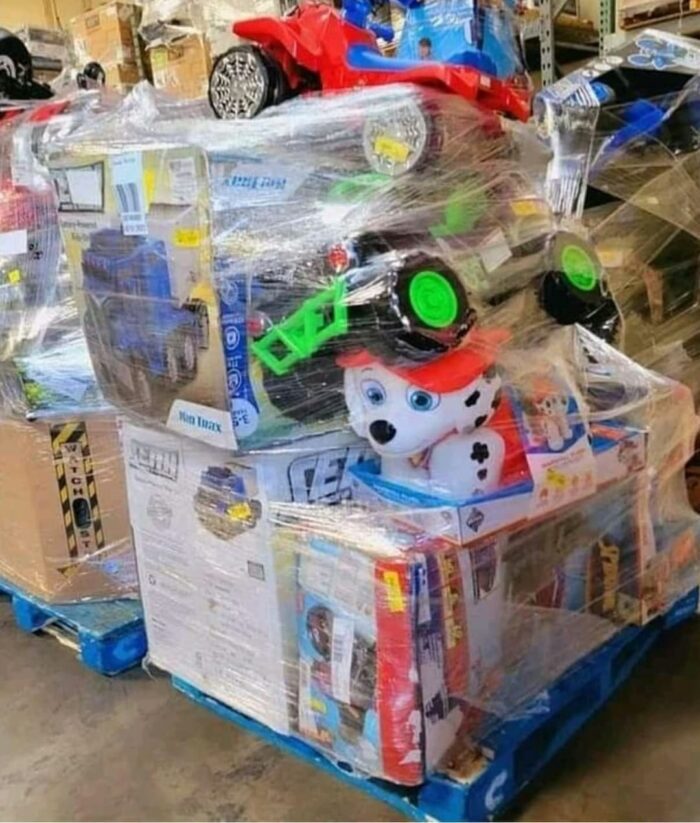 toy pallets